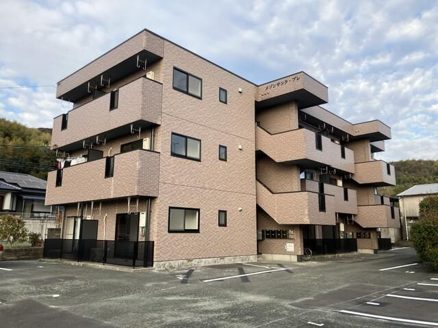 メゾンサンクプレ