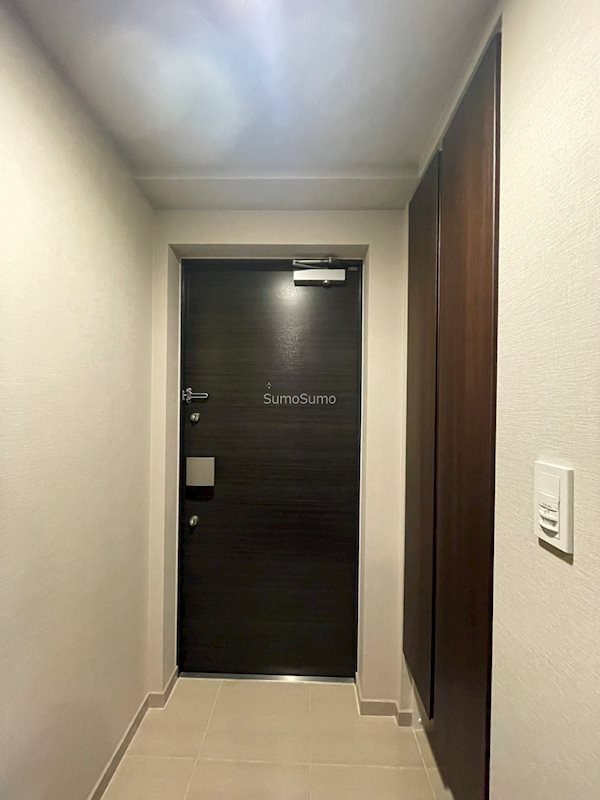 ザ・大阪レジデンス備後町の玄関