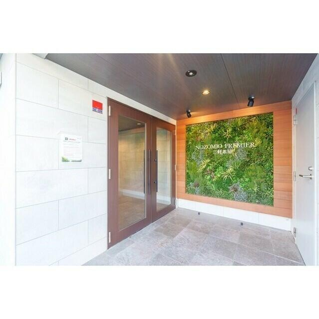 NOZOMIO　premier三軒茶屋のエントランス