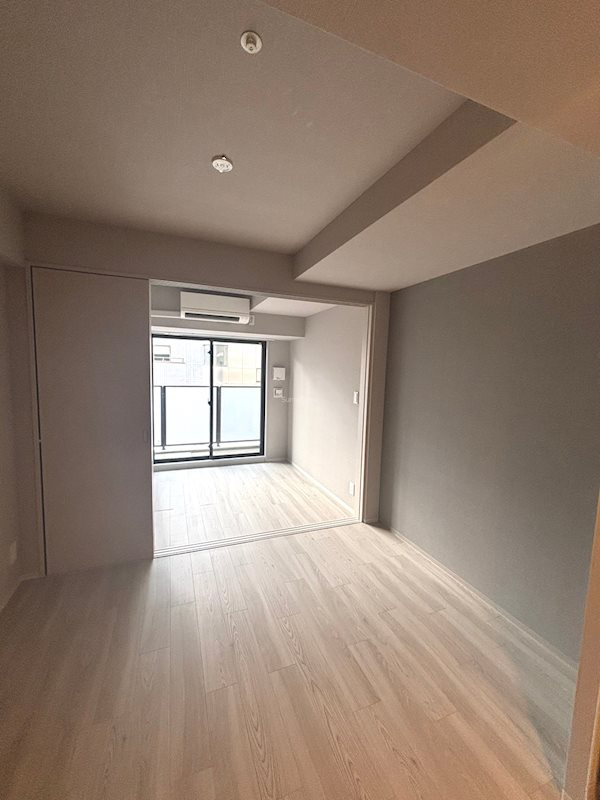 大阪市西区京町堀２丁目の賃貸マンションの居間・リビング