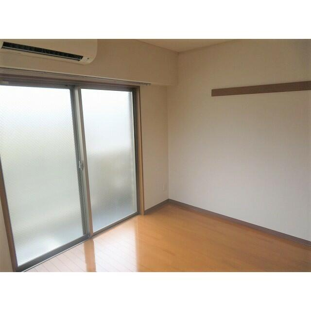 メゾンヌーヴェルの寝室