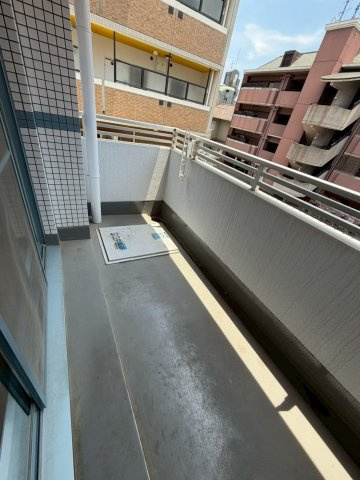 クレフ本山のバルコニー