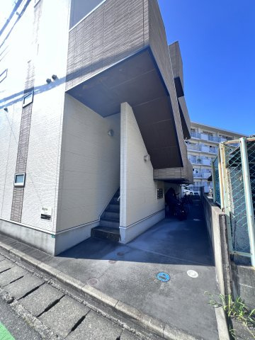 リバージュ桜ヶ丘の外観パース
