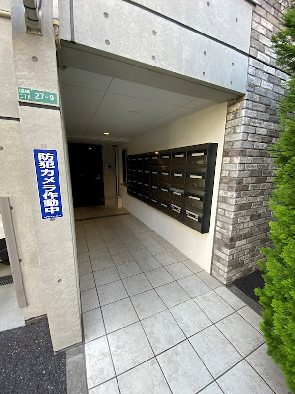 ZESTY学芸大学のエントランス