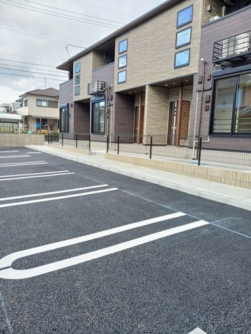 アンソレイエの駐車場