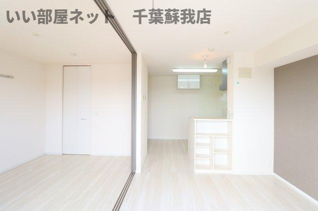 メゾン プレールの居間・リビング|おしゃれな居間です