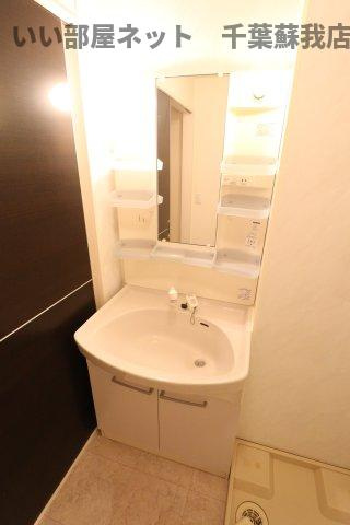 メゾン プレールの洗面所|使いやすい洗面所です