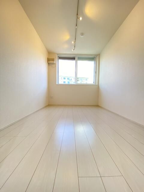 アイビーⅤの居間・リビング