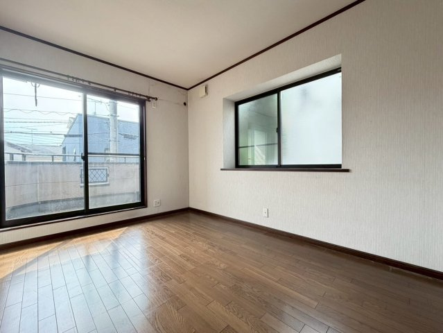 入間市東藤沢７丁目　中古戸建の子供部屋|6/16　撮影