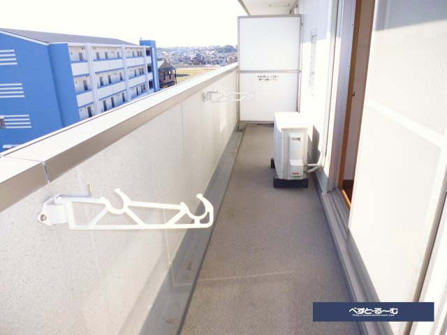 プランドール岡本のバルコニー