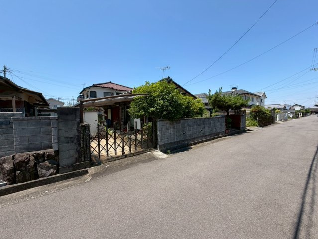 郡家団地内　土地約６２坪　更地渡し