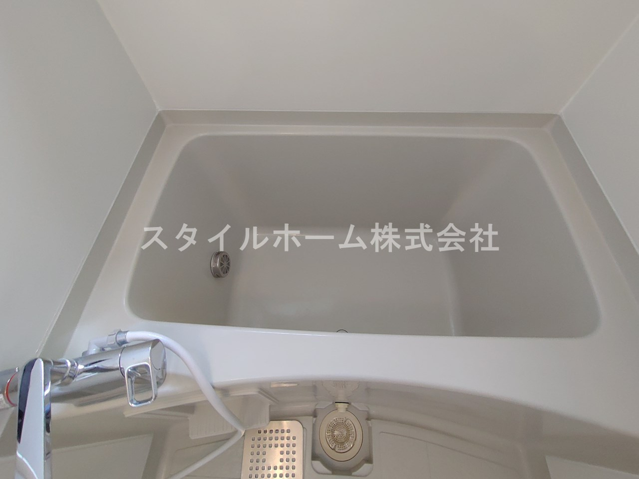 オーチャードタウンA棟の浴室