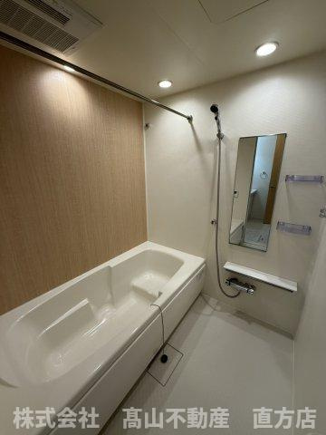 直方市大字感田のアパートの浴室