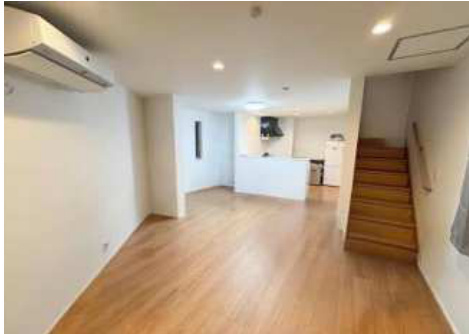 戸塚区上倉田町 中古戸建 4280万円の居間・リビング