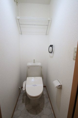 【トイレ】 | グランドゥール中原 | 同物件、他のお部屋の写真です。
