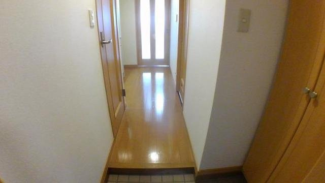 セトル．イン鳳の玄関