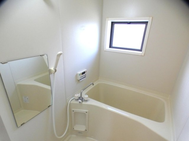 清水崎ハウス A棟の浴室