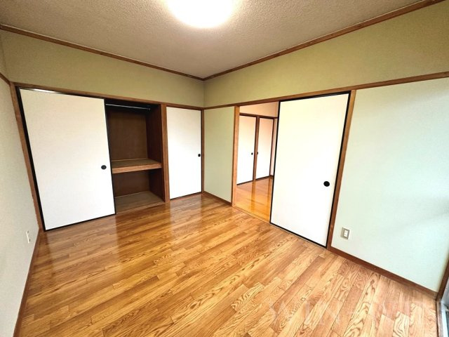 トーシンハイツ向山の寝室|イメージ（同建物内別部屋の写真です）