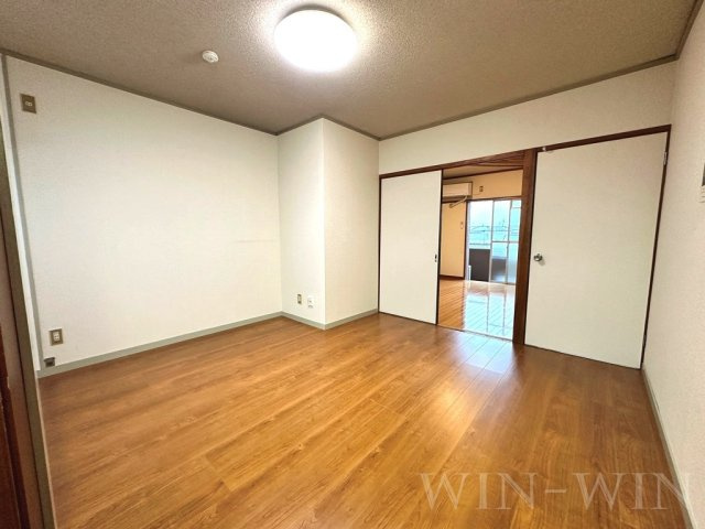 トーシンハイツ向山の居間・リビング|イメージ（同建物内別部屋の写真です）