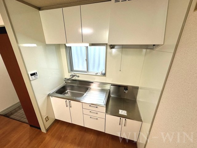 トーシンハイツ向山のキッチン|イメージ（同建物内別部屋の写真です）