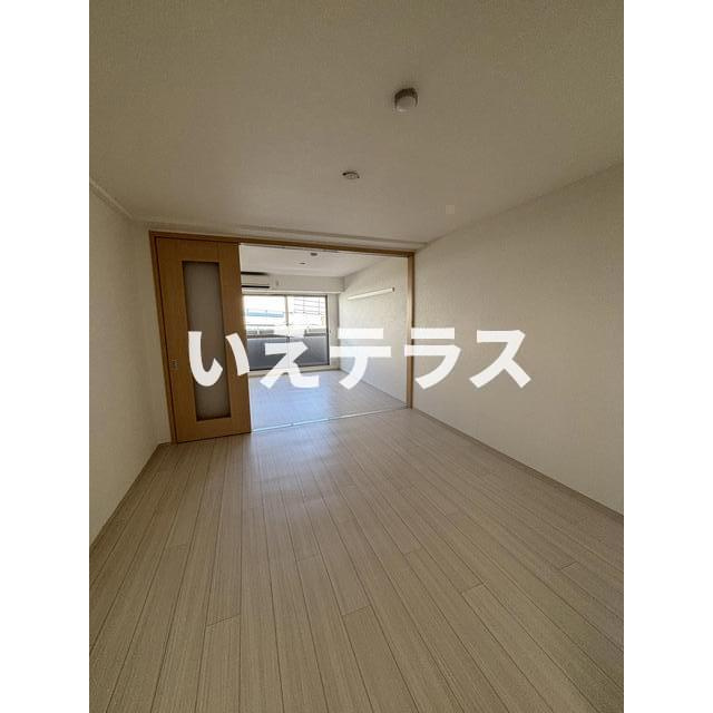 メルディアキューブ新長田の居間・リビング