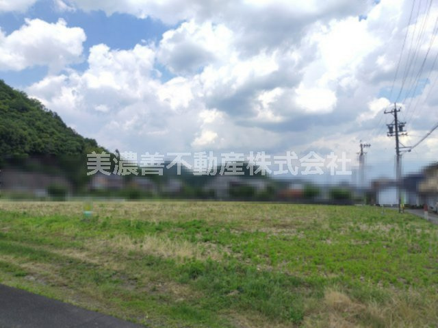 ６２７９０　山県市高富土地の外観