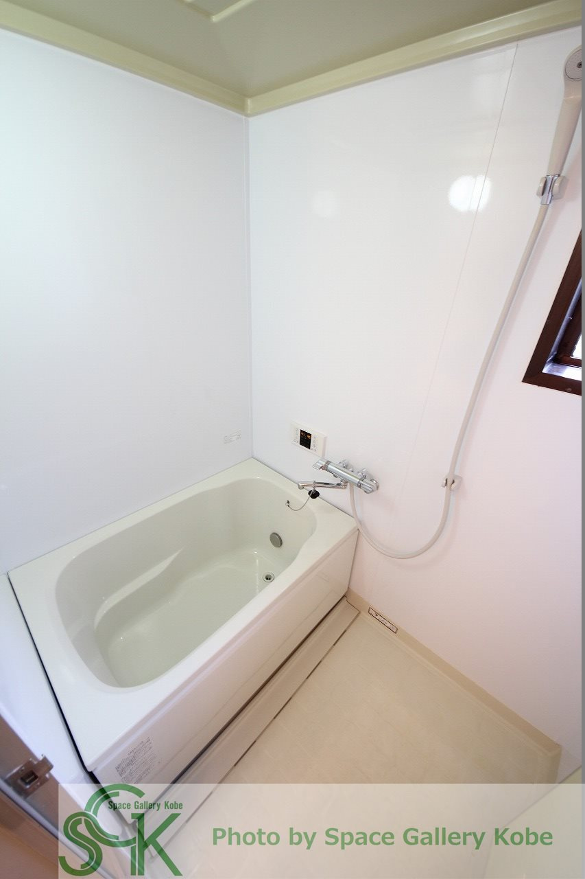 ネオセゾン上月の浴室|※お部屋により仕様が異なる場合があります※