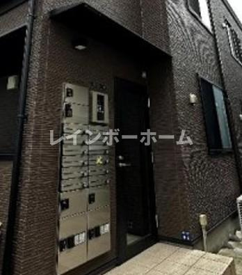 BASE上板橋のエントランス