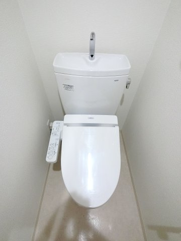 ラクラス市川のトイレ