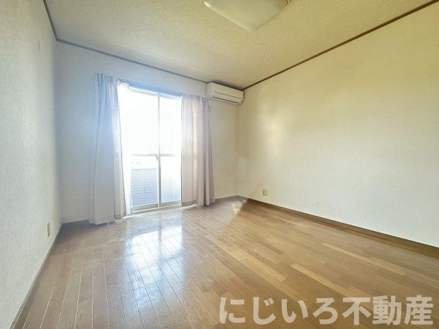 ヴィラージュドシャルマンの寝室