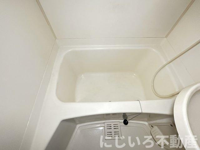 ヴィラージュドシャルマンの浴室