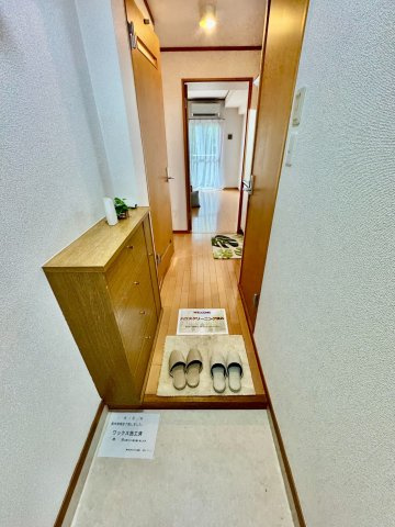 熊本市西区池田３丁目の賃貸マンションの玄関