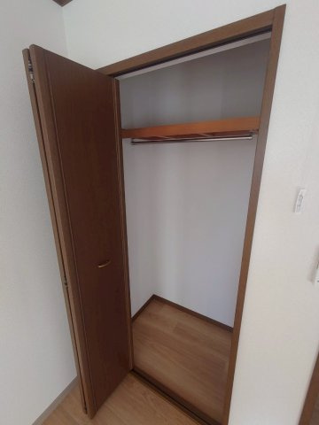 青木ヒルズαー２の収納