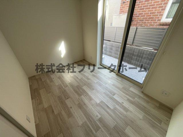 武蔵野市吉祥寺本町４丁目のアパートの寝室