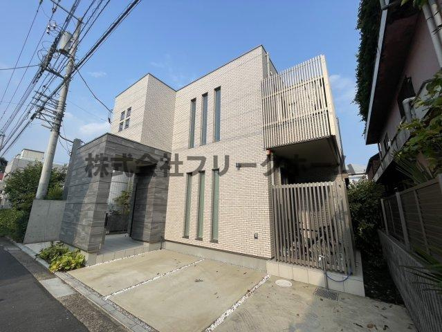 武蔵野市吉祥寺本町４丁目のアパートの外観