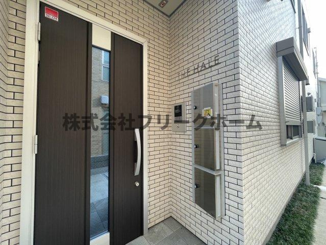 武蔵野市吉祥寺本町４丁目のアパートのエントランス