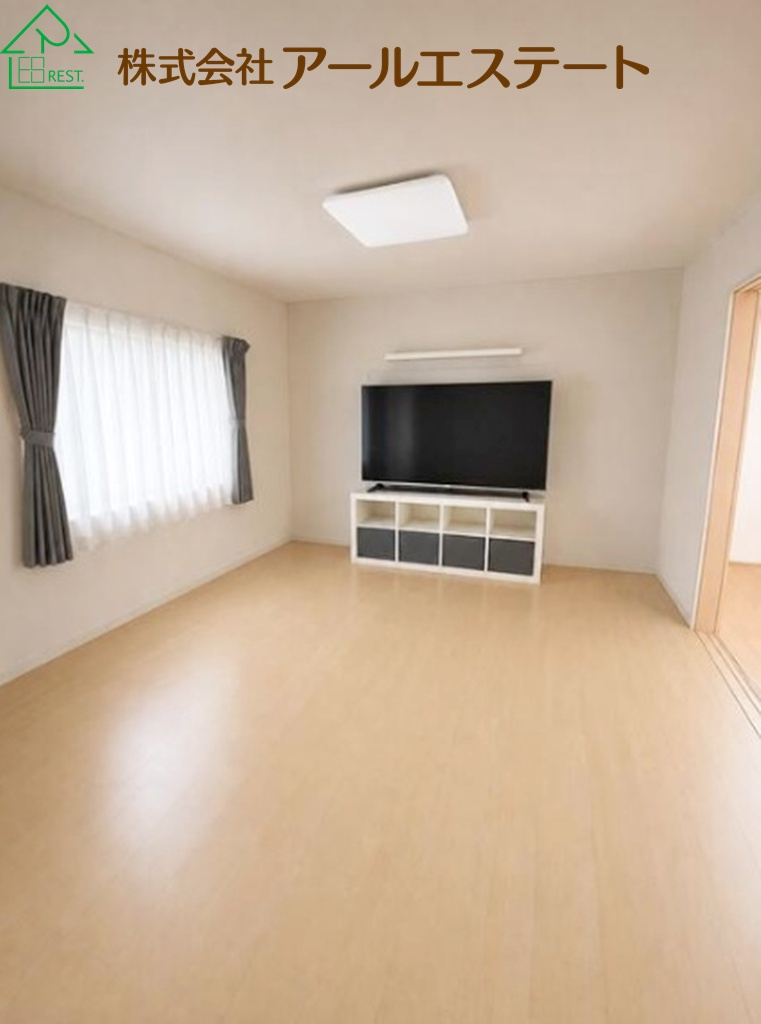 姫路市広畑区西蒲田　　　中古戸建の寝室