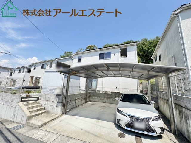 姫路市広畑区西蒲田　　　中古戸建の駐車場