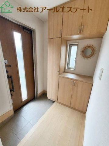 姫路市広畑区西蒲田　　　中古戸建の玄関