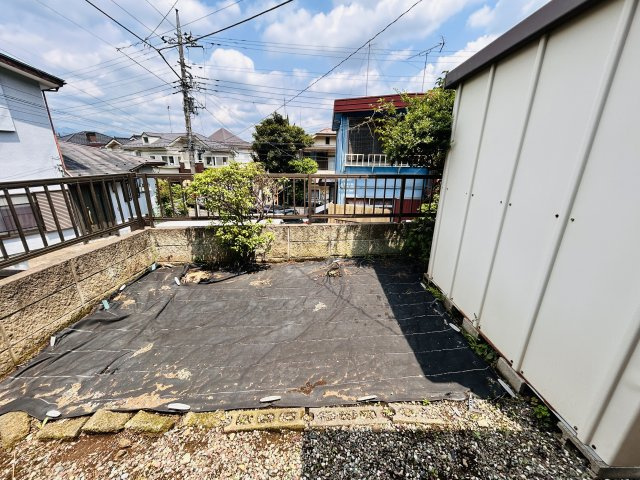 あきる野市牛沼中古戸建♪各室収納、駐車場2台可能です☆の庭