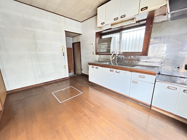 あきる野市牛沼中古戸建♪各室収納、駐車場2台可能です☆のダイニング