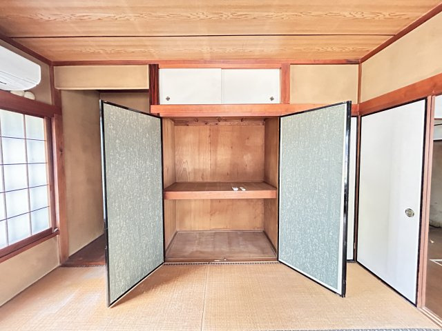 あきる野市牛沼中古戸建♪各室収納、駐車場2台可能です☆の収納