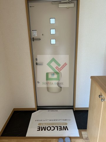 コンフォートテラスBの玄関