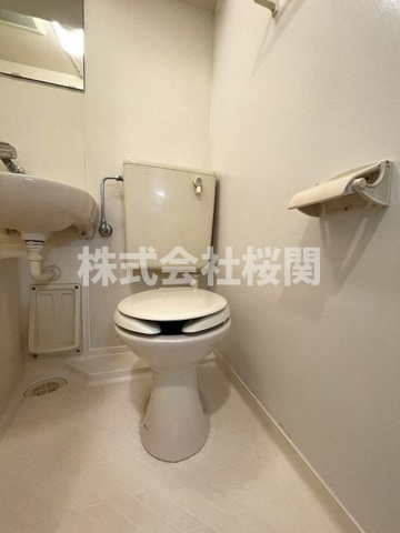 クリオ神奈川新町壱番館のトイレ|※同仕様参考写真 