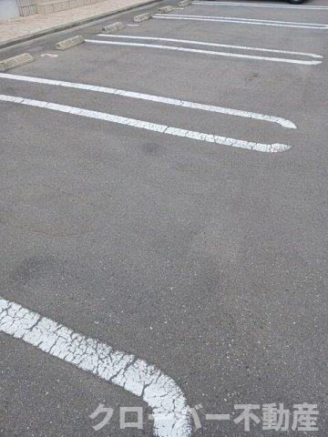 アクティブの駐車場
