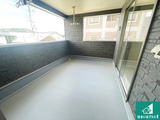 揖保郡太子町鵤　第6期　新築一戸建てのバルコニー|ワイドバルコニーは洗濯物を干すスペースが広いのでご家族が多くても安心！