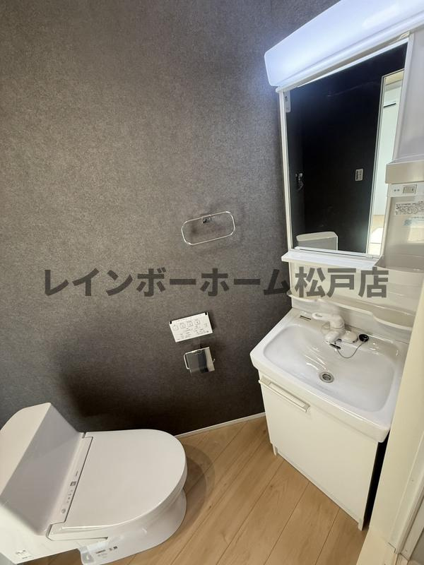 KT松戸六実の独立洗面台