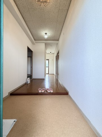 ブランベール大久保の玄関