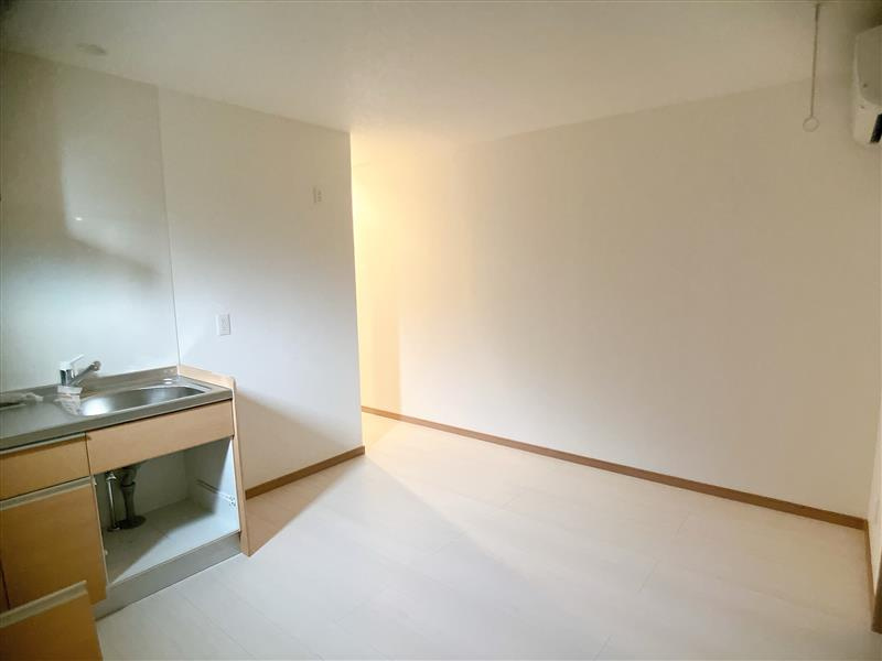 Aubeのキッチン|別部屋同間取りのお写真となります。参考にご覧くださいませ。