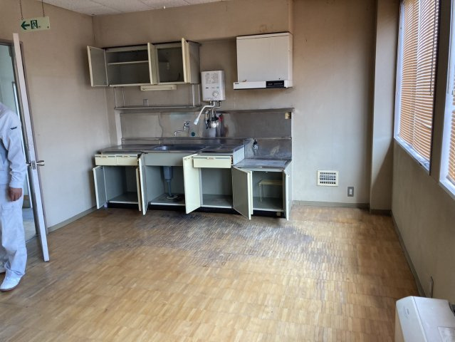 藤田倉庫兼作業所のキッチン